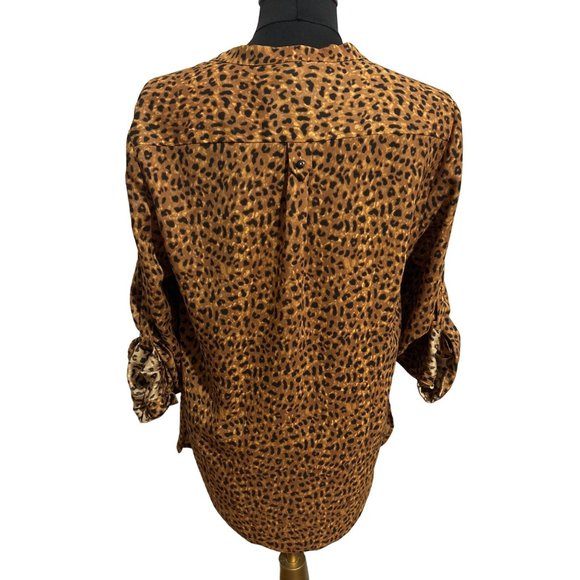Peck & Peck Tan & Black Animal Print, V Neck, Roll Tab Sleeve, Size Medium - Picture 3 of 7